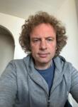 Dating with the men - Tony, 48 y. o., Leiden
